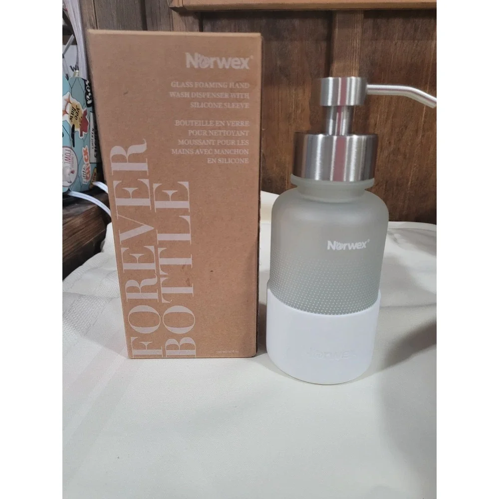 Norwex Forever Bottle Foaming Hand Wash Dispenser Refillable Sleeve NEW